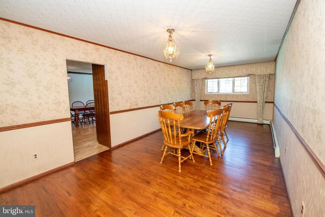 404 PLACEMONT RD, Fairless Hills, PA 19030