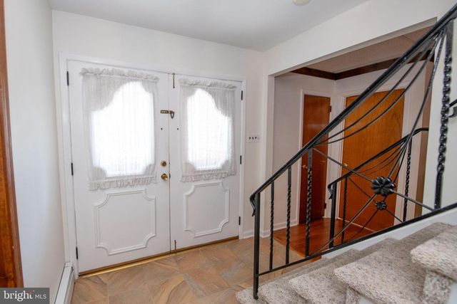 404 PLACEMONT RD, Fairless Hills, PA 19030