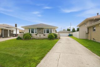 4517 110th Place, Oak Lawn, IL 60453