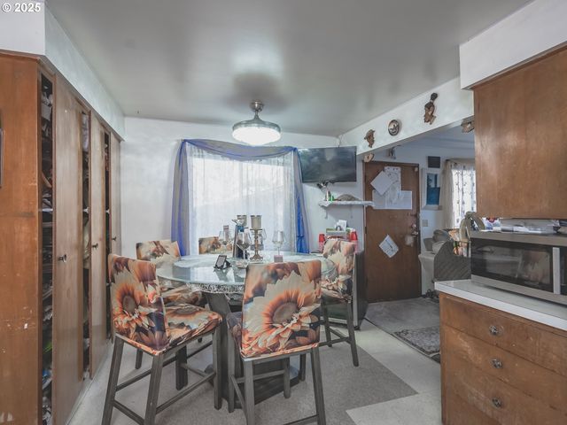 1335 Ne 119TH Ave, Portland, OR 97220