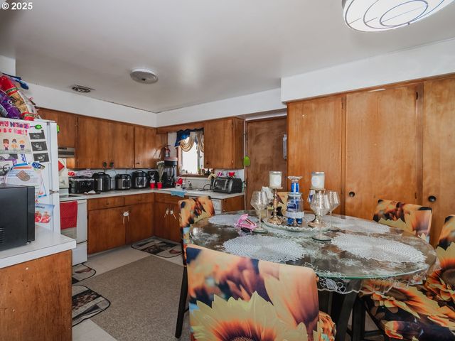 1335 Ne 119TH Ave, Portland, OR 97220