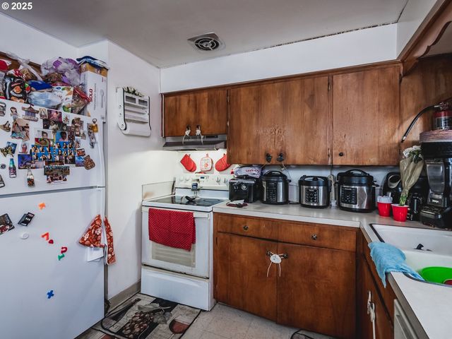 1335 Ne 119TH Ave, Portland, OR 97220