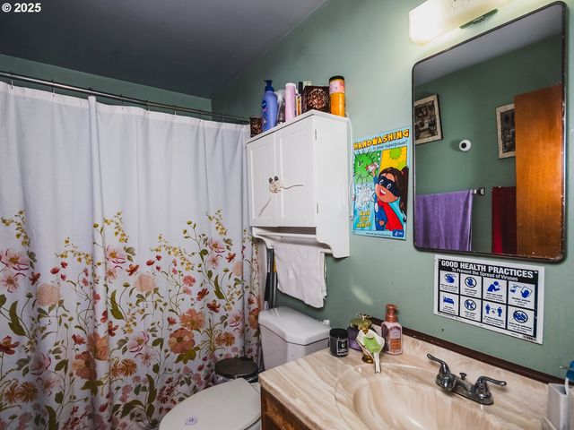 1335 Ne 119TH Ave, Portland, OR 97220