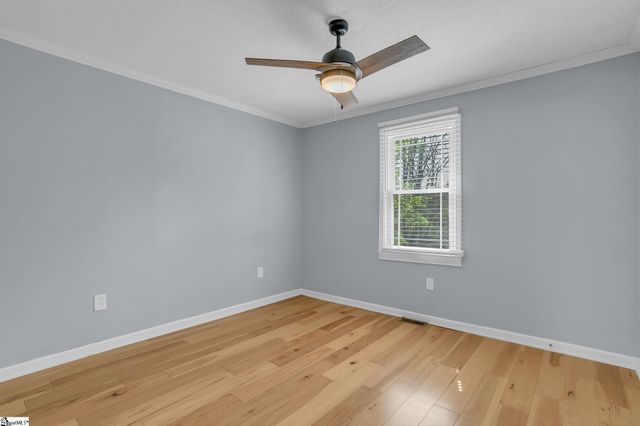 15 Piedmont Avenue, Greenville, SC 29611