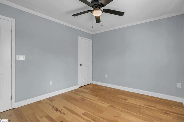 15 Piedmont Avenue, Greenville, SC 29611