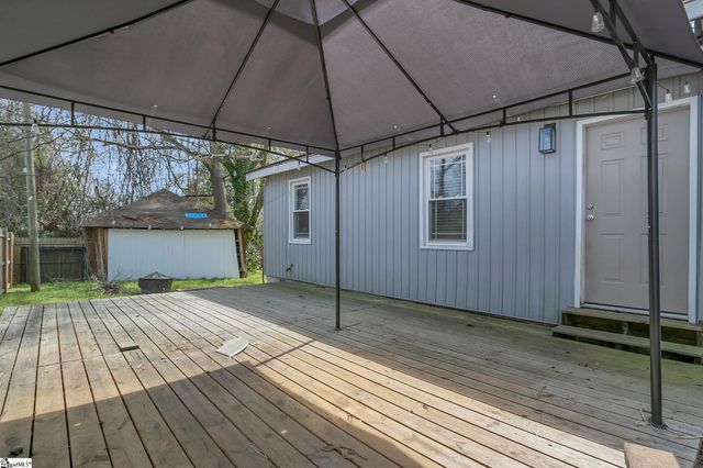 15 Piedmont Avenue, Greenville, SC 29611