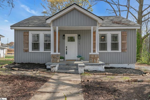 15 Piedmont Avenue, Greenville, SC 29611