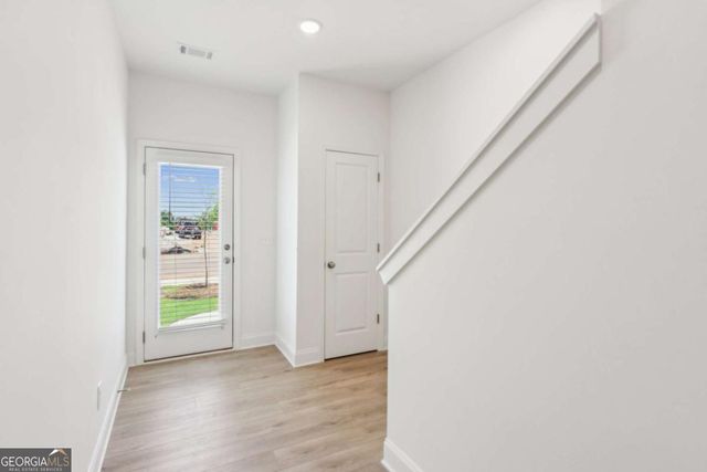 165 MILL CENTER Boulevard 204, Athens, GA 30606