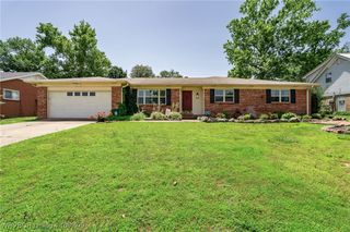7118 S T Street, Fort Smith, AR 72903