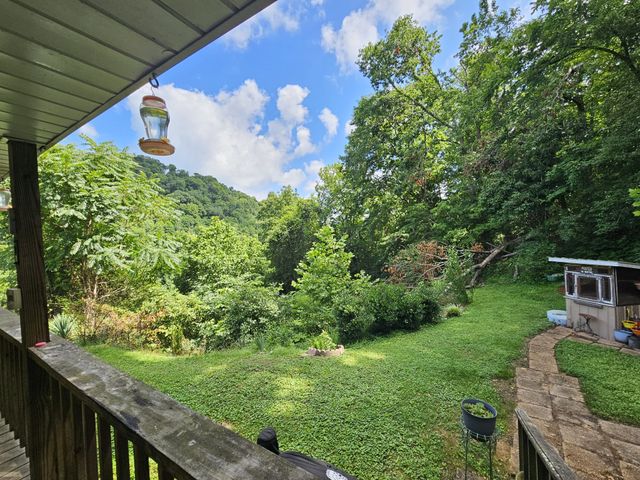 1142 Trace Creek Rd, Whitleyville, TN 38588