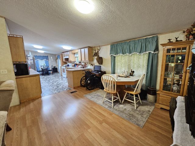 1142 Trace Creek Rd, Whitleyville, TN 38588