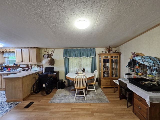 1142 Trace Creek Rd, Whitleyville, TN 38588