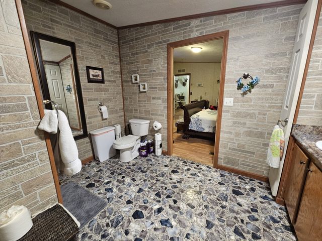 1142 Trace Creek Rd, Whitleyville, TN 38588