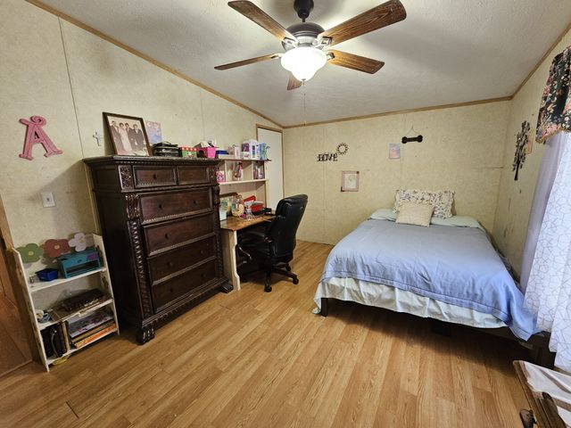 1142 Trace Creek Rd, Whitleyville, TN 38588
