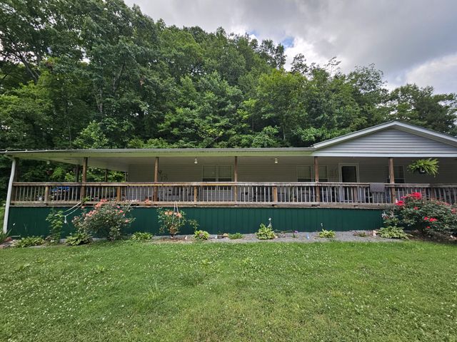 1142 Trace Creek Rd, Whitleyville, TN 38588
