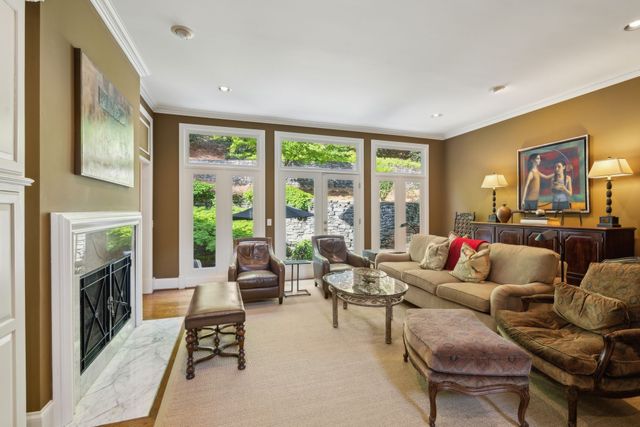 57 Annandale, Nashville, TN 37215