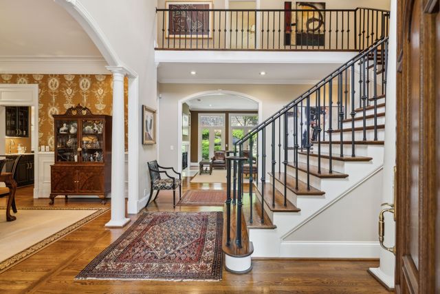 57 Annandale, Nashville, TN 37215