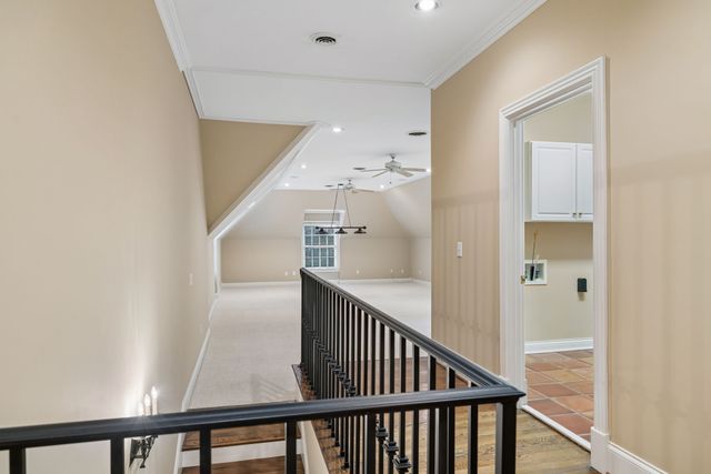 57 Annandale, Nashville, TN 37215