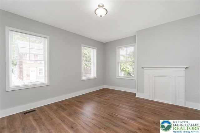 746 Front Street, Catasauqua Boro, PA 18032