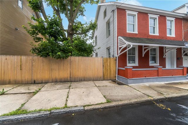 746 Front Street, Catasauqua Boro, PA 18032
