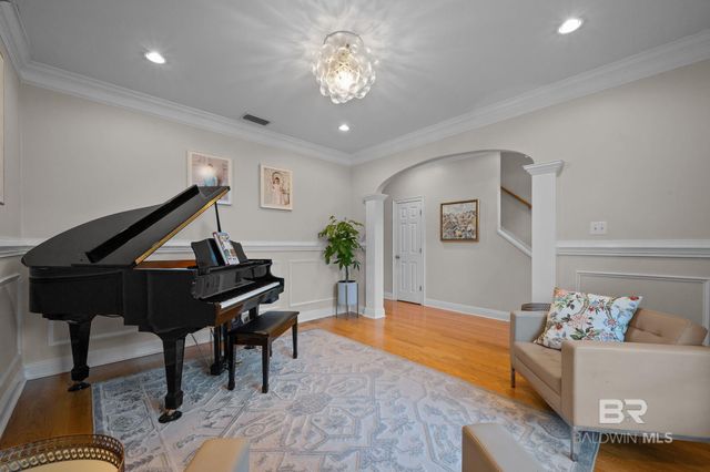 1825 Spring Hill Avenue, Mobile, AL 36607