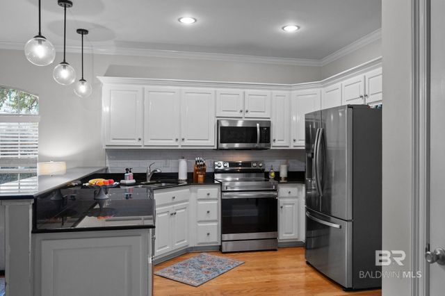 1825 Spring Hill Avenue, Mobile, AL 36607