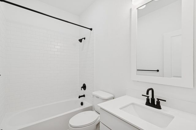 12025 Willow Way Avenue, Mont Belvieu, TX 77535