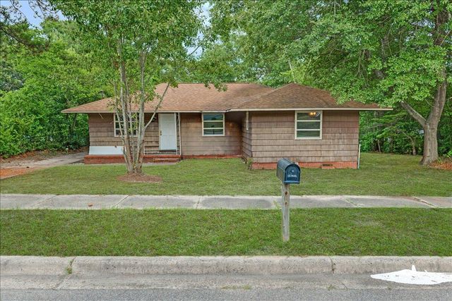 625 Hutchinson Drive, North Augusta, SC 29841