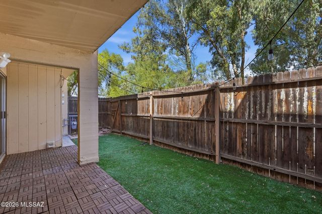 1341 E Fort Lowell Rd Apt J, Tucson, AZ 85719