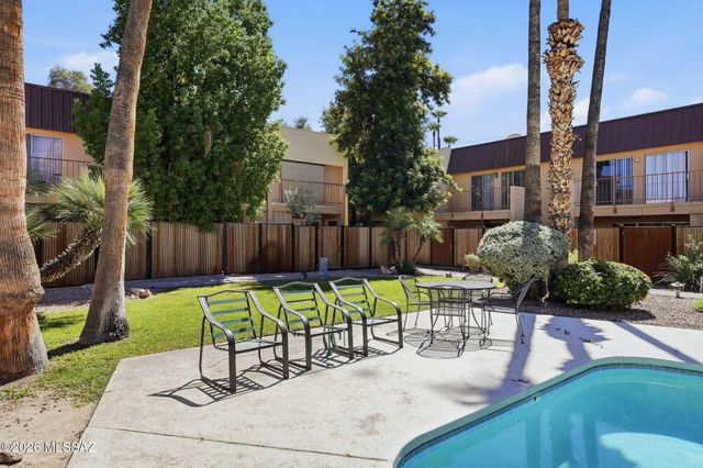 1341 E Fort Lowell Rd Apt J, Tucson, AZ 85719