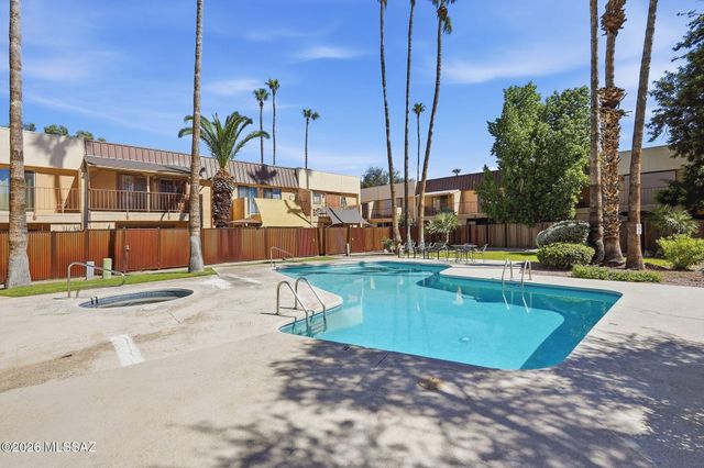 1341 E Fort Lowell Rd Apt J, Tucson, AZ 85719