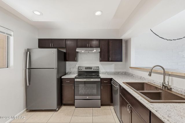 1341 E Fort Lowell Rd Apt J, Tucson, AZ 85719