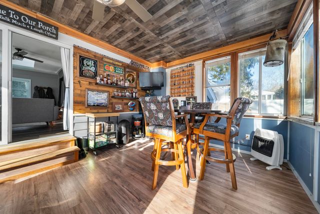 23 Pennsylvania Avenue, Manchester, NH 03104