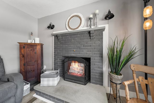 23 Pennsylvania Avenue, Manchester, NH 03104