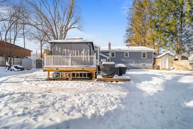 23 Pennsylvania Avenue, Manchester, NH 03104