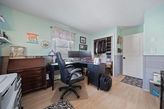 23 Pennsylvania Avenue, Manchester, NH 03104