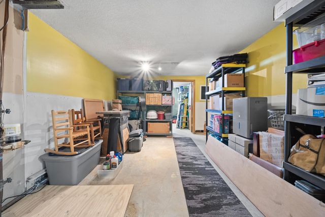 23 Pennsylvania Avenue, Manchester, NH 03104