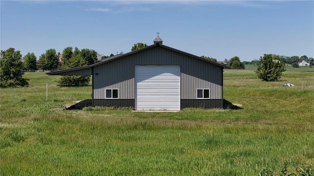 4500 W 223 Street, Bucyrus, KS 66013
