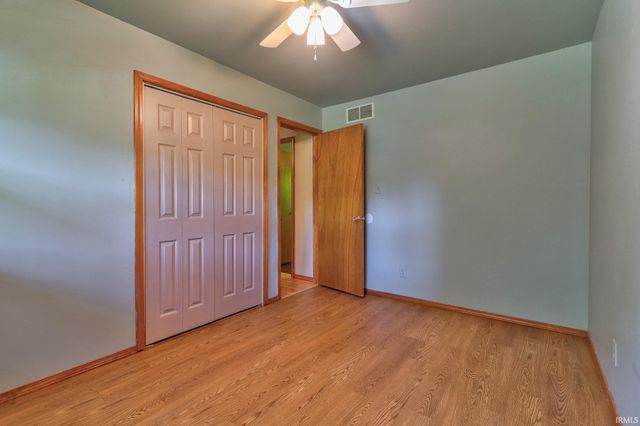 11000 Fischer Road, Evansville, IN 47720