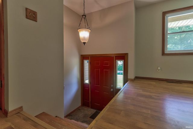 11000 Fischer Road, Evansville, IN 47720