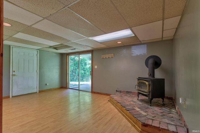11000 Fischer Road, Evansville, IN 47720