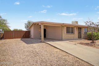 2328 W Ian Place, Tucson, AZ 85741