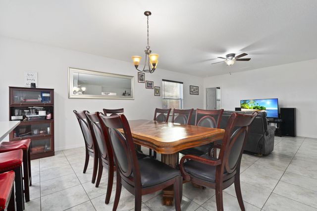 1414 SW Crest Avenue, Port St Lucie, FL 34953