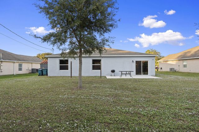 1414 SW Crest Avenue, Port St Lucie, FL 34953