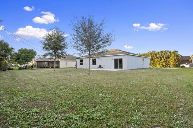 1414 SW Crest Avenue, Port St Lucie, FL 34953