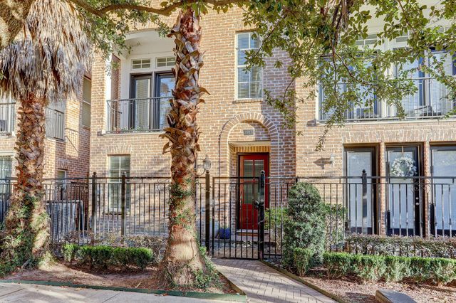 3913 Austin Street, Houston, TX 77004