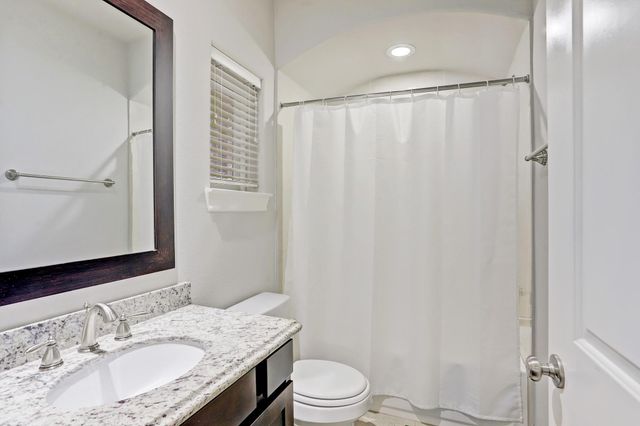 3913 Austin Street, Houston, TX 77004
