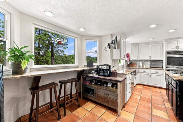 2360 Secret Ravine Trail, Cool, CA 95614