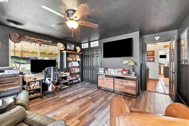 2360 Secret Ravine Trail, Cool, CA 95614