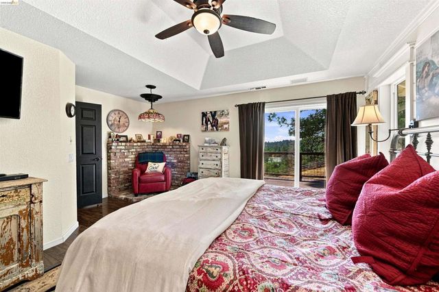 2360 Secret Ravine Trail, Cool, CA 95614